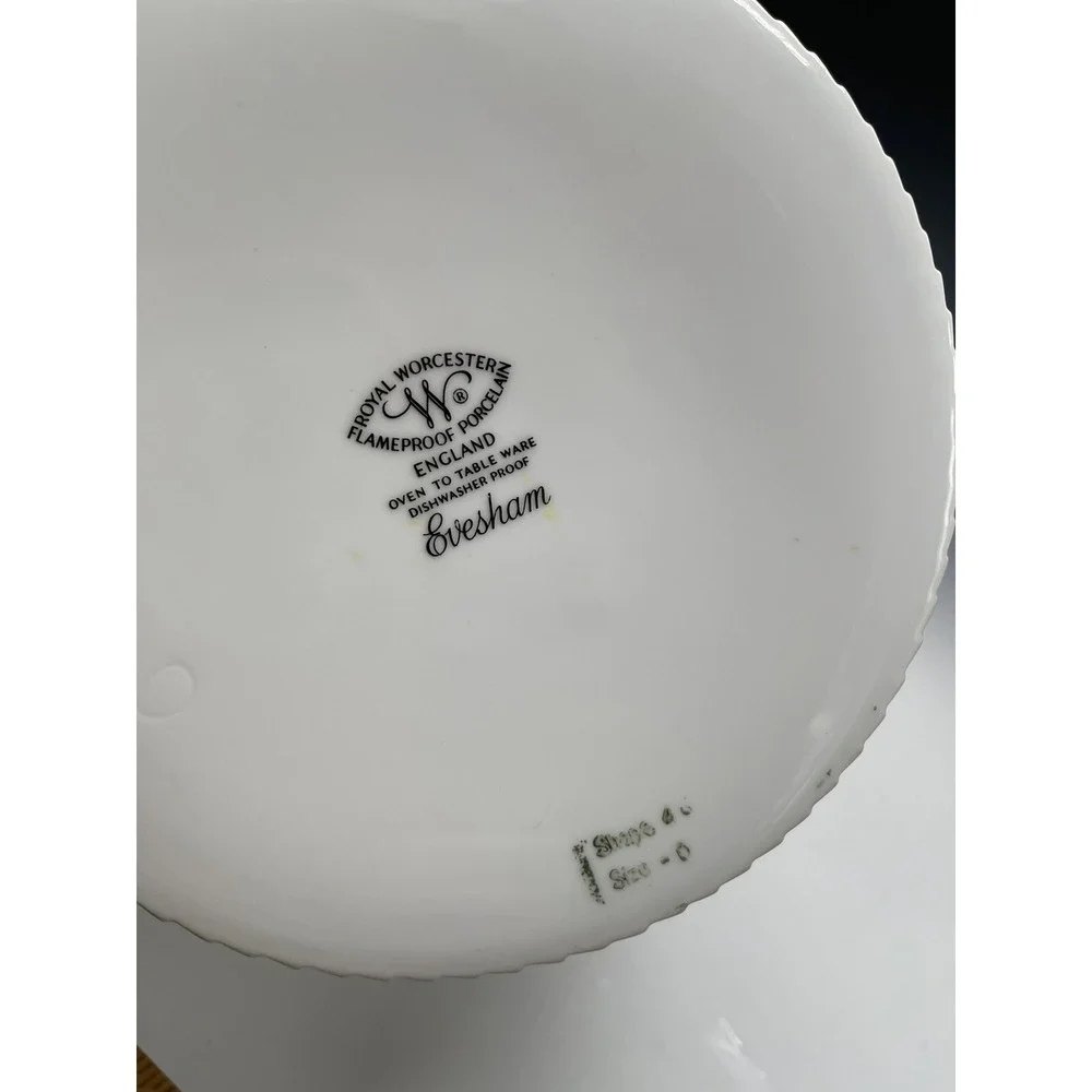Royal Worcester/England Evesham  7